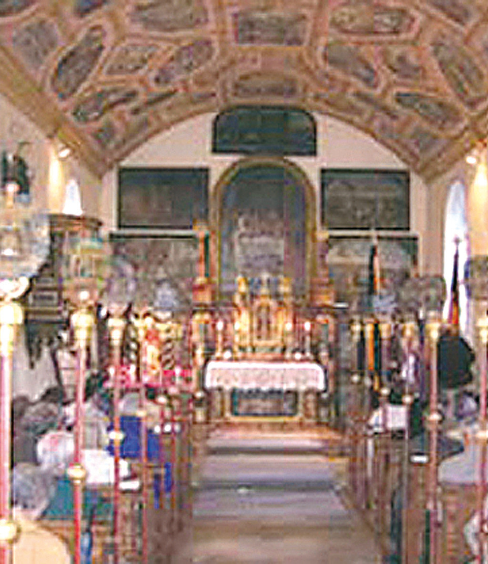 Im Inneren der Riedkapelle