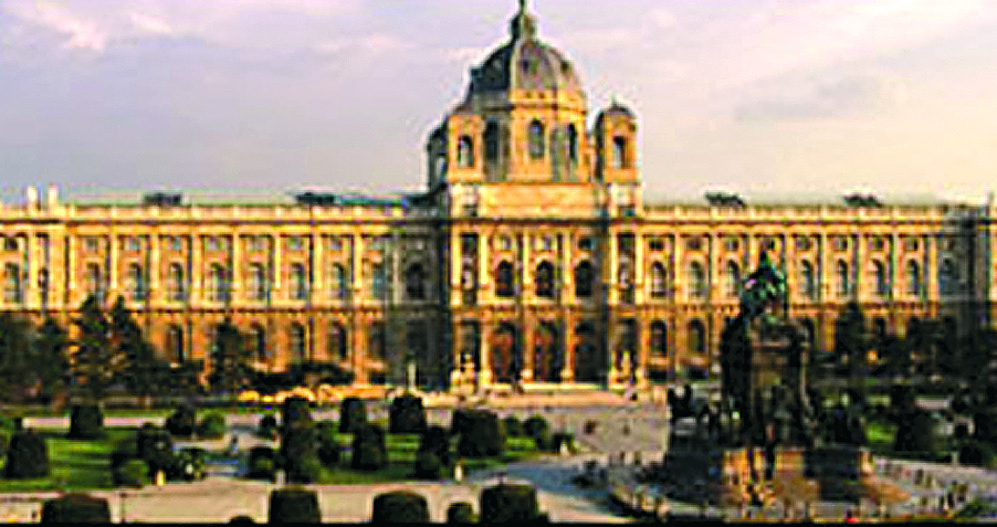 Insegne imperiali e reliquiari del Sacro Romano Impero conservati a Vienna