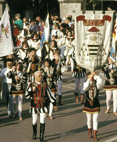 Historyczne dzieła sztuki i zachowana dokumentacja Cudu Eucharystycznego w Cava de'Tirreni (1656)