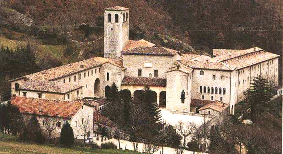 La Cattedrale di San Lorenzo in Scala, Costiera Amalfitana, dove l'Ostia consacrata rivelò l'immagine sanguinante di Cristo (1732)
