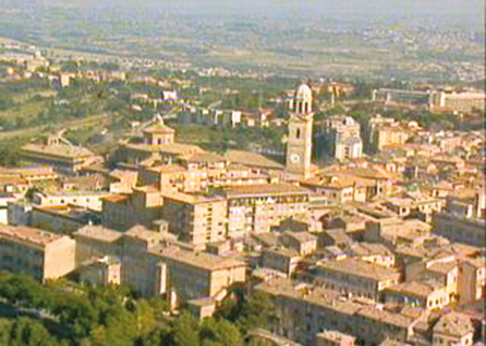 Ο καθεδρικός ναός του San Giuliano στη Macerata, Marche, τοποθεσία του Ευχαριστιακού Θαύματος του 1356