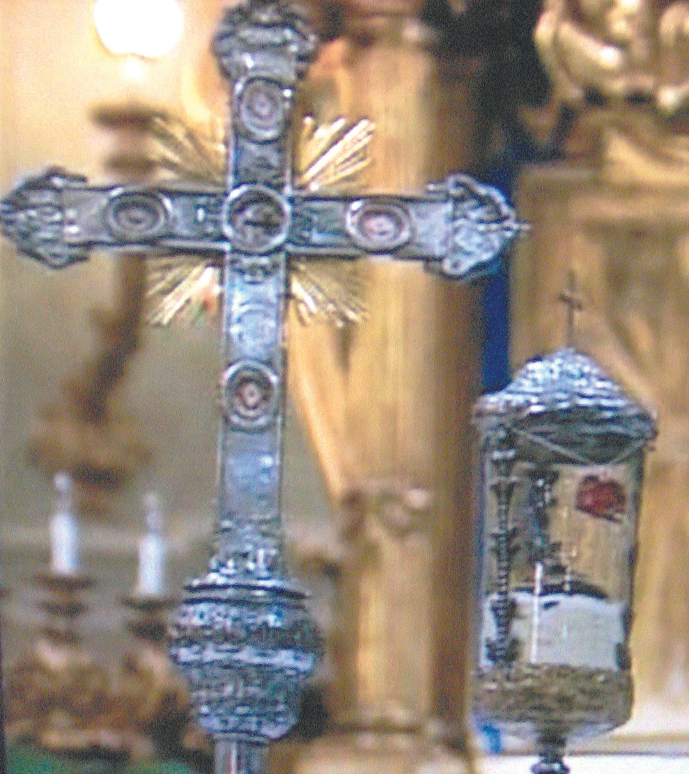 celebrazioni, la chiesa venne successivamente ampliata. Oggi le feste si celebrano con l'esposizione di
