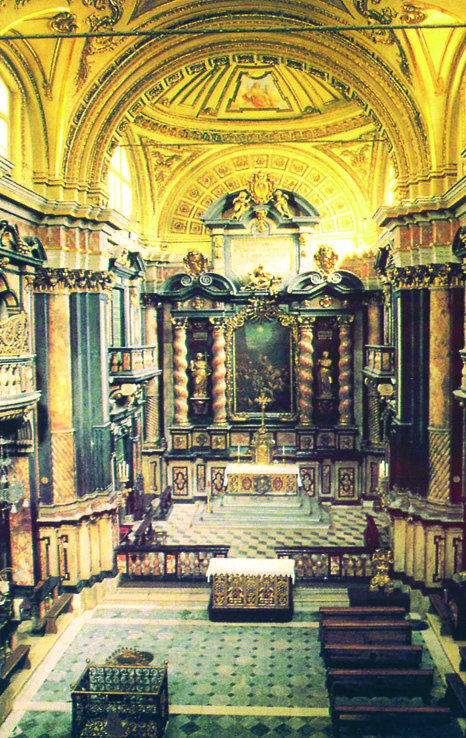 Confraternita dello Spirito Santo. Interno della Basilica del Corpus Domini