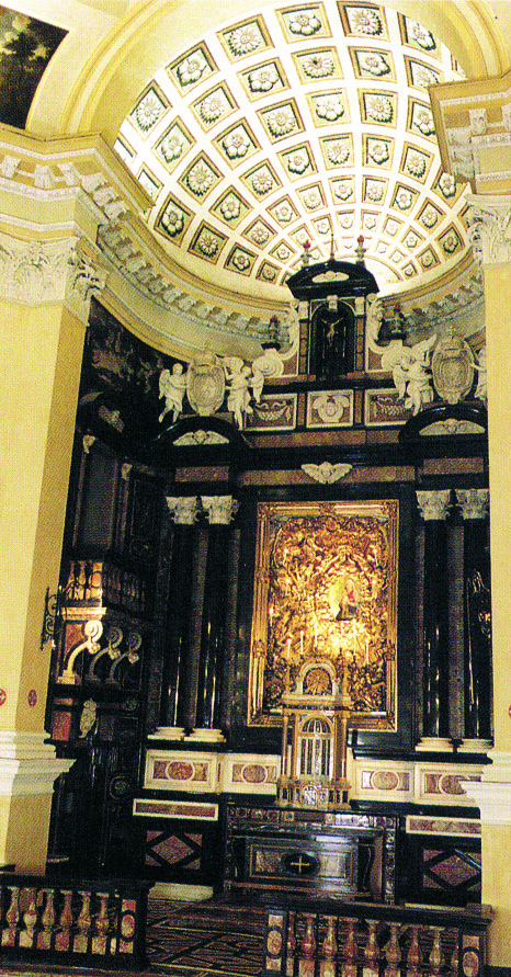 L'interno della Chiesa assicura una posizione. La mattina del 12 maggio lanciarono un doppio attacco alle trincee.