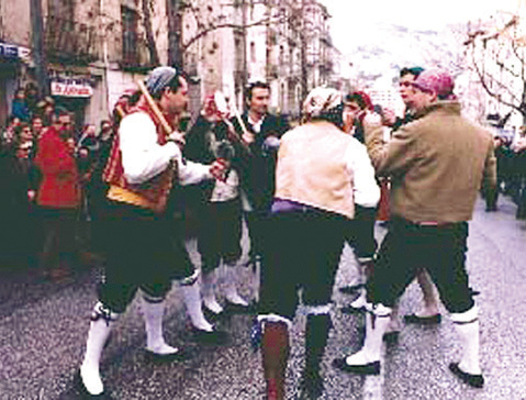 Dans van de Paloteig die plaatsvindt tijdens de processie van de Jesuset van het Wonder