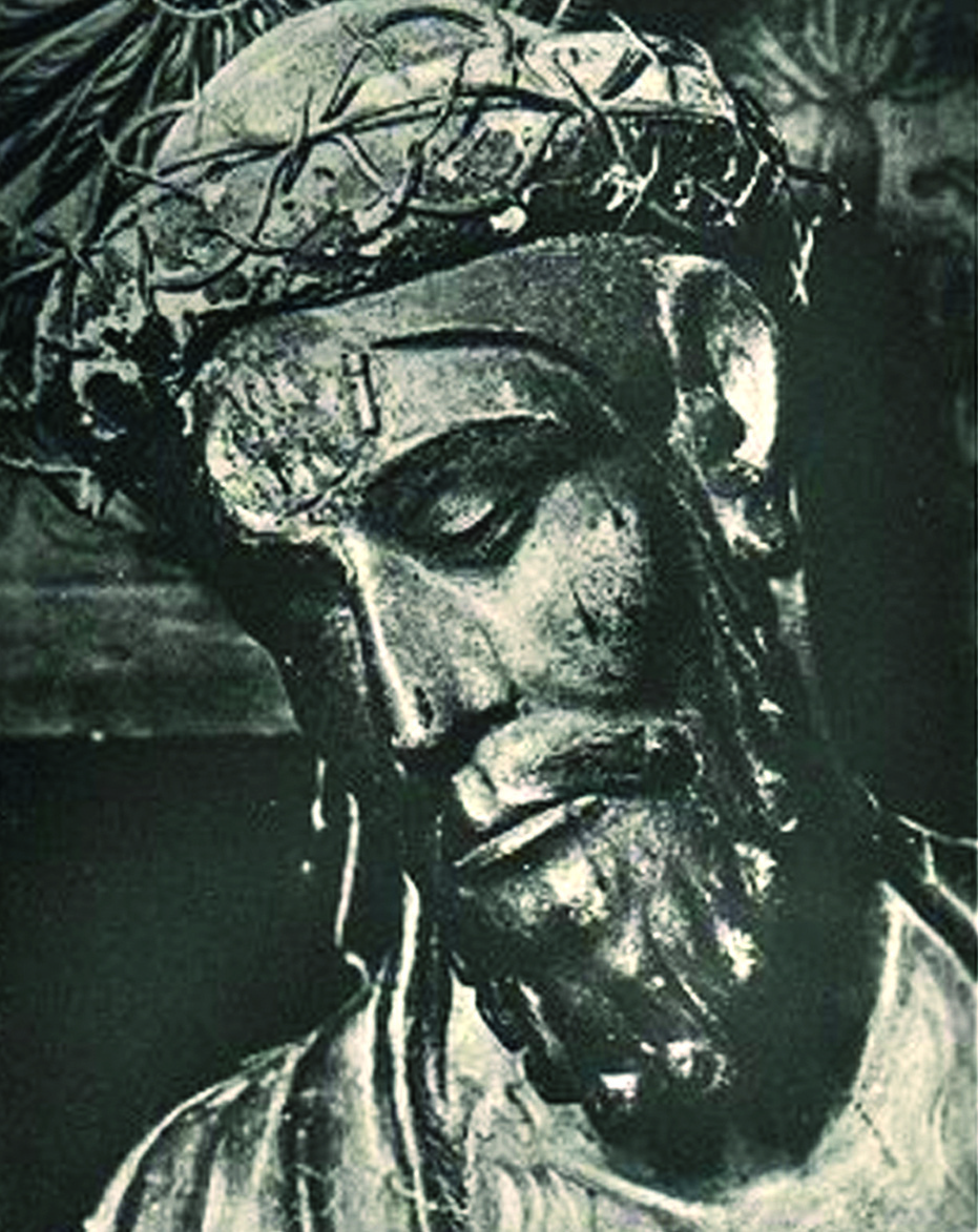 A fa Jézus szobor arca, amelyben őrzik